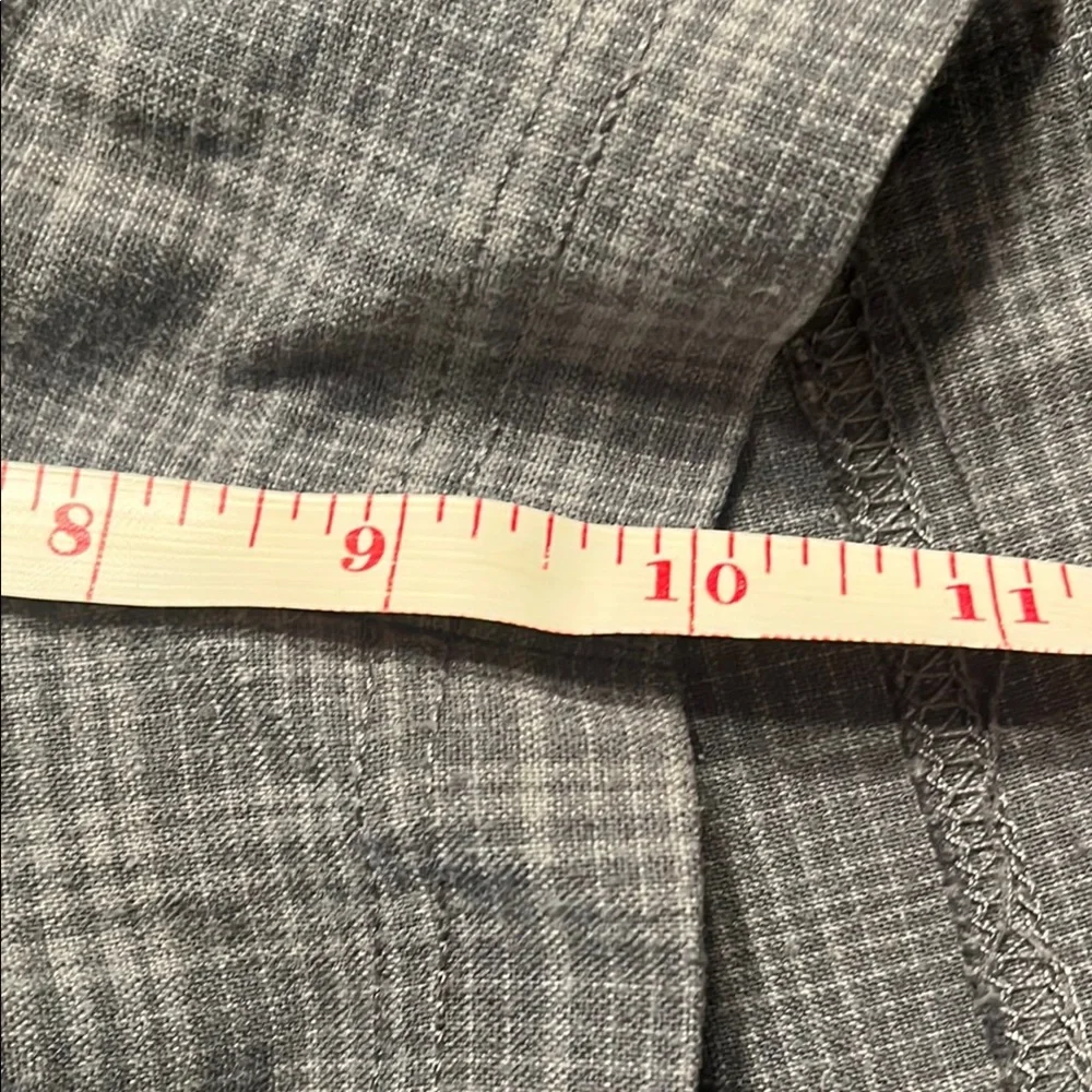 O’Neill Men's Gray Plaid Shorts,34